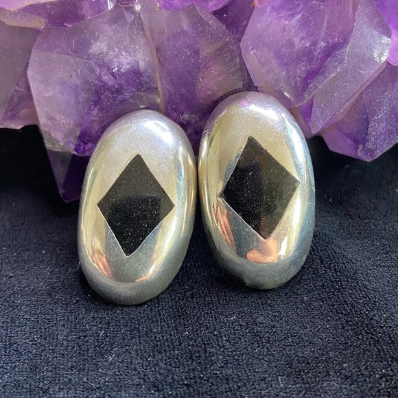 Vintage Jewelry - Sterling silver 1980’s oval and onyx post earrings